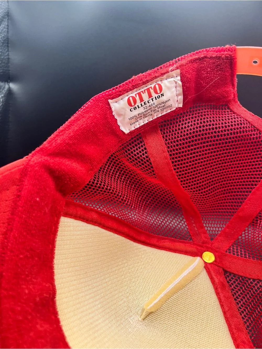 OTTO branded trucker